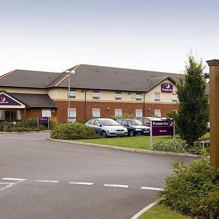 Premier Inn Taunton Central Extérieur photo