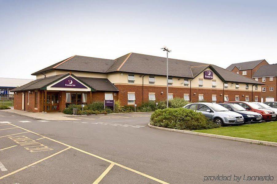 Premier Inn Taunton Central Extérieur photo